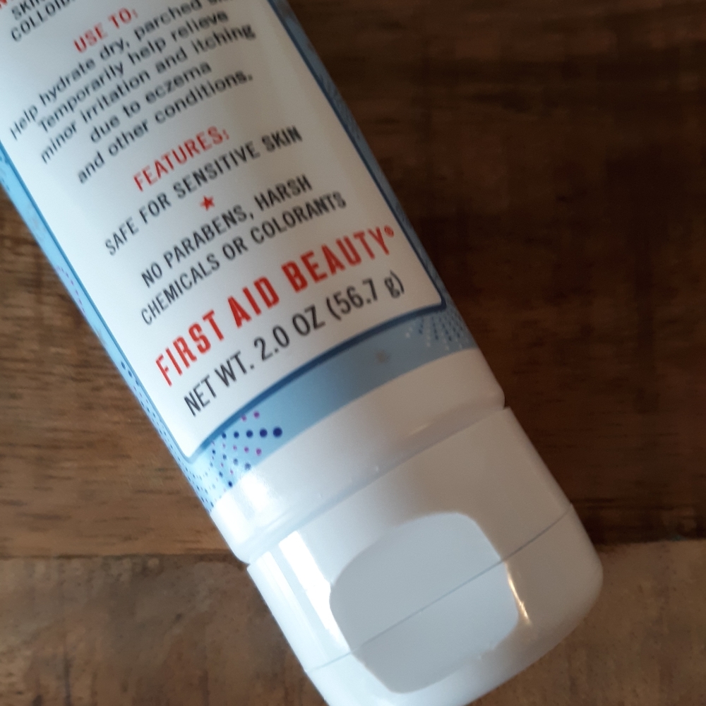 FIRST AID BEAUTY ULTRA REPAIR CREAM HAND NEW! 2OZ - Picture 2 of 6